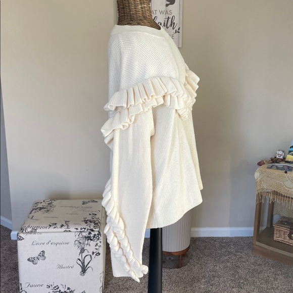 Frame Ruffle Yoke Ribbed Wool Blend Off White Oversized Knit Sweater - Picture 4 of 9